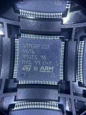 STM32F103VGT6