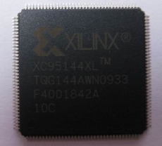 XC95144XL-10TQG100