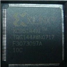 XC95144XL-7QG100I